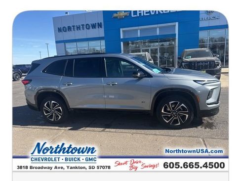 Used 2025 Buick Enclave Sport Touring image 9