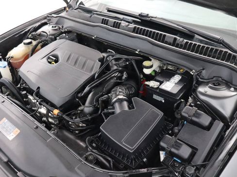 Used 2016 Ford Fusion SE w/ Equipment Group 201A FWD image 25