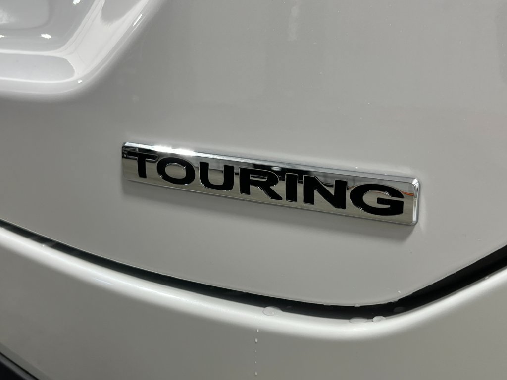 New 2026 Honda Pilot Touring image 11