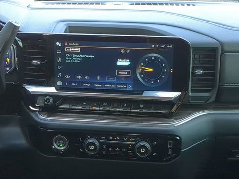 Used 2024 Chevrolet Silverado 1500 RST image 17