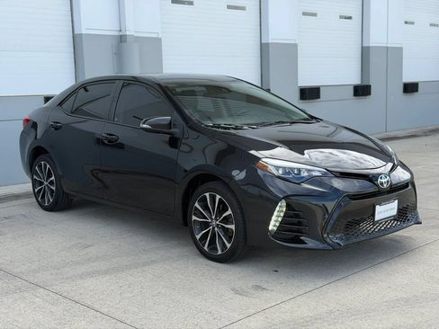 Used 2017 Toyota Corolla SE w/ Carpet Mat Package (TMS) FWD image 7