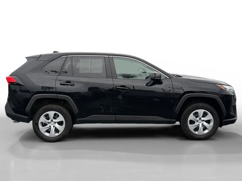 Used 2025 Toyota RAV4 LE image 6