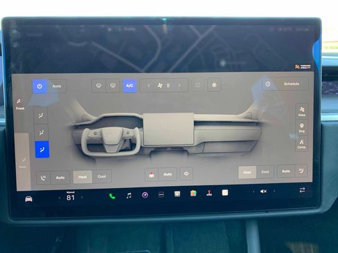 Used 2022 Tesla Model X image 27