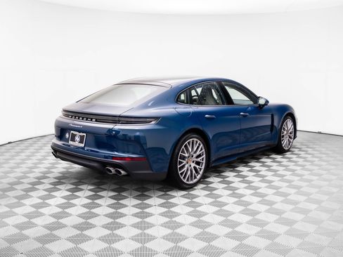 New 2026 Porsche Panamera 4 image 8