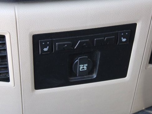 Used 2018 RAM 2500 Limited image 27