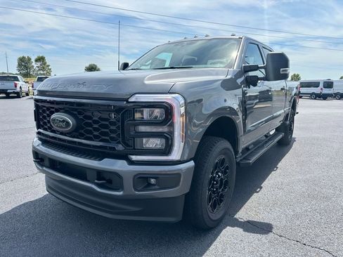 New 2026 Ford F350 XLT w/ XLT Premium Package image 4