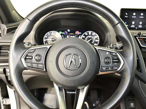 Certified 2025 Acura RDX SH-AWD image 19