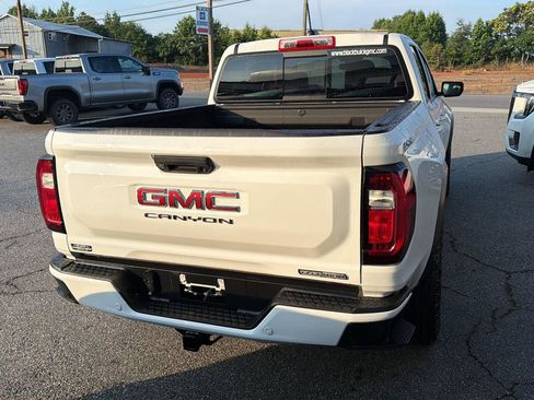 Used 2025 GMC Canyon Elevation w/ Convenience Package AWD/4WD image 11