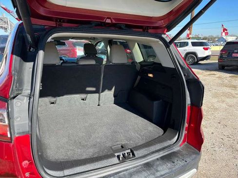 Used 2018 Ford Escape Titanium image 11