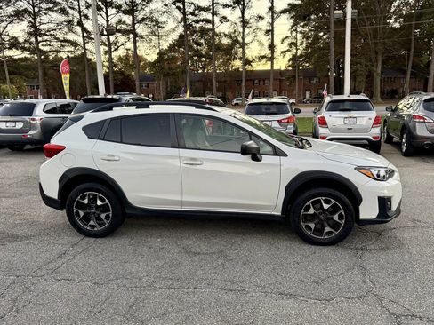 Used 2020 Subaru Crosstrek 2.0i image 7