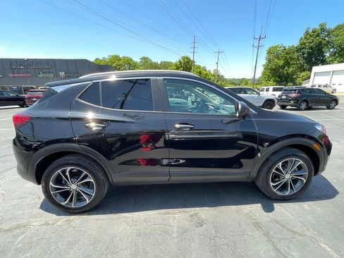 Used 2023 Buick Encore GX Select w/ Safety Package II AWD/4WD image 8
