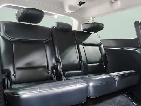 Used 2025 Ford Expedition Max Platinum AWD/4WD image 36