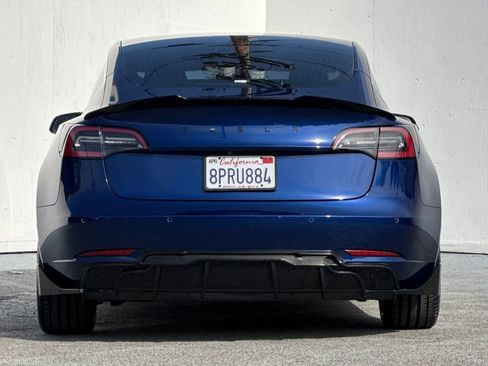 Used 2020 Tesla Model 3 Standard Range Plus image 4