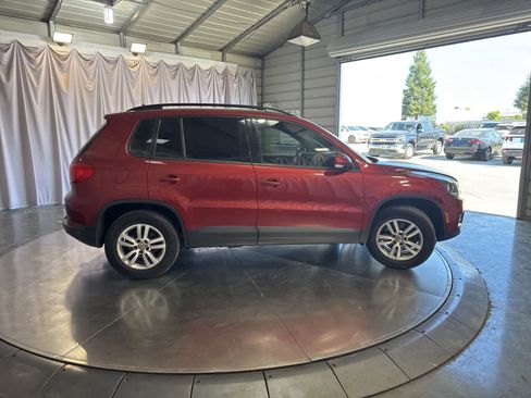 Used 2015 Volkswagen Tiguan S FWD image 4