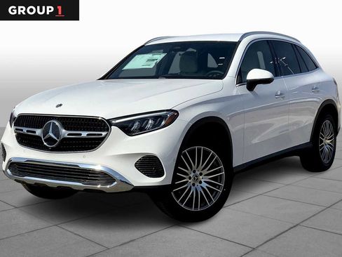 Certified 2025 Mercedes-Benz GLC 300 4MATIC image 1