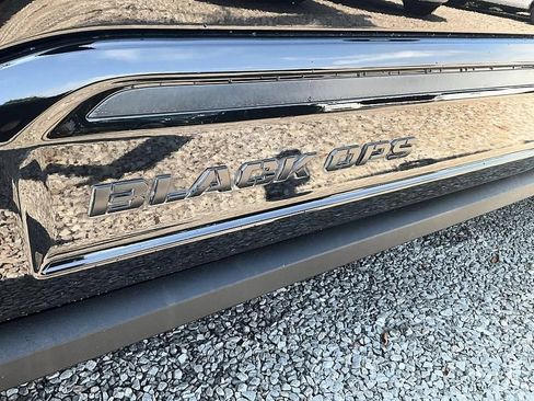 Used 2022 Ford F150 Lariat w/ Equipment Group 502A High AWD/4WD image 12