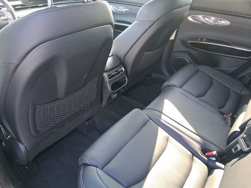 Certified 2025 Genesis GV70 2.5T image 6