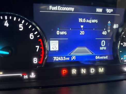 Used 2020 Ford Explorer XLT w/ Equipment Group 202A image 4