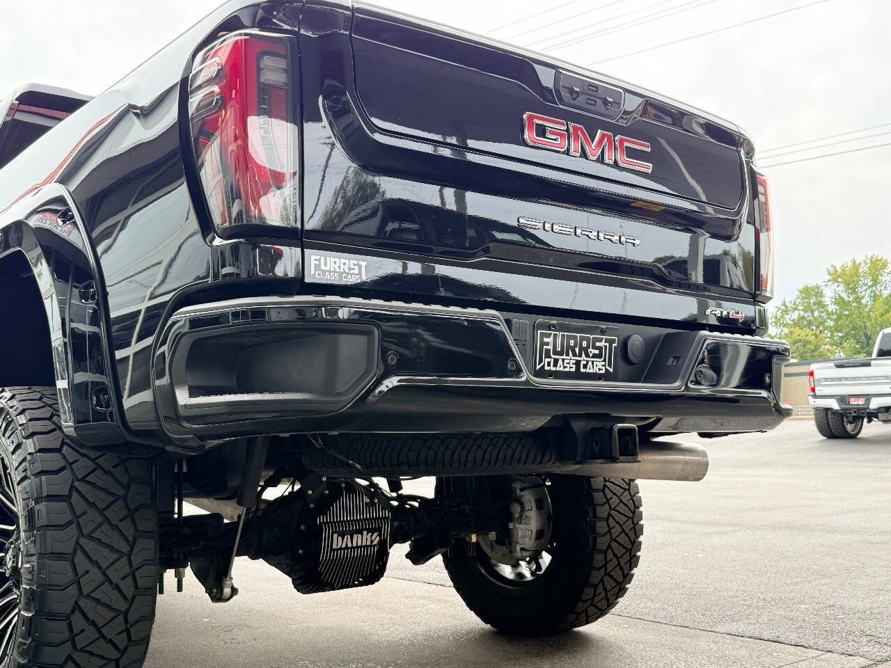 Used 2024 GMC Sierra 2500 AT4 w/ AT4 Premium Plus Package AWD/4WD image 8