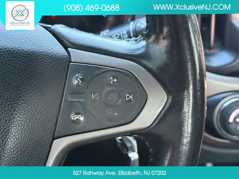 Used 2015 Chevrolet Colorado Z71 AWD/4WD image 12