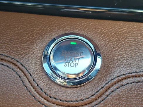 Certified 2024 Lincoln Navigator L Reserve AWD/4WD image 31