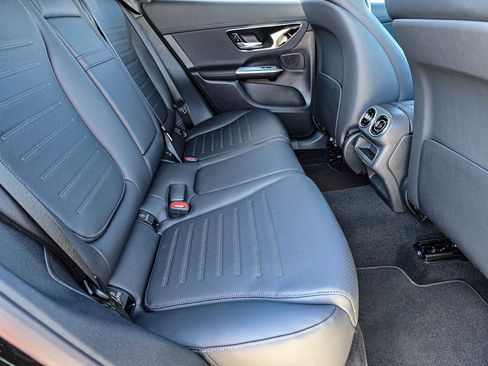 New 2026 Mercedes-Benz GLC 300 4MATIC image 34