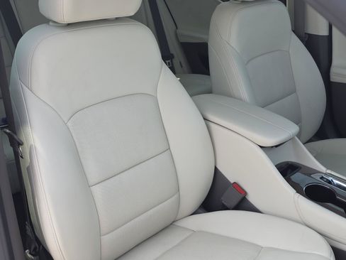 Used 2023 Chevrolet Malibu LT w/ LPO, Floor Liner Package FWD image 17