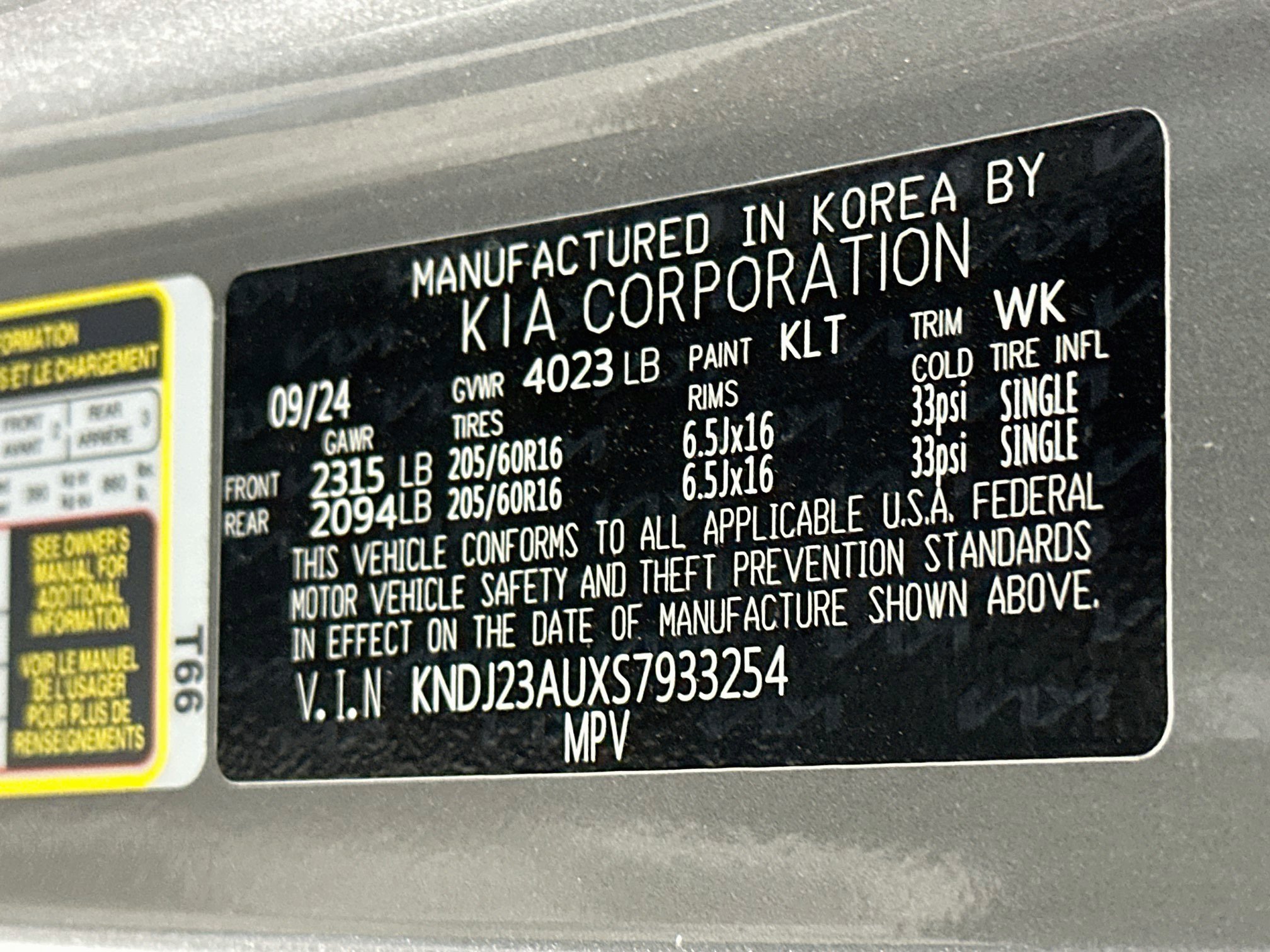 Used 2025 Kia Soul LX w/ LX Technology Package FWD image 12