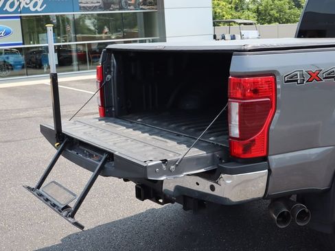 Used 2022 Ford F250 Lariat w/ Lariat Ultimate Package AWD/4WD image 22
