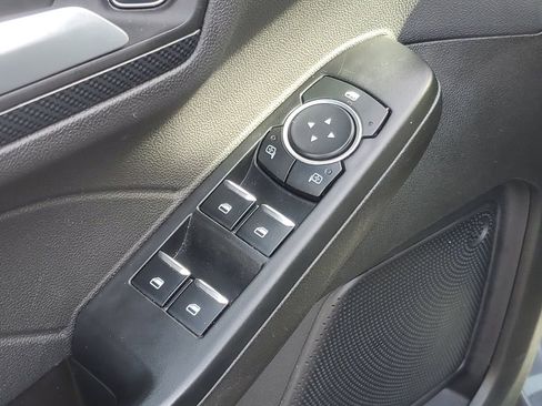 Used 2025 Ford Escape ST-Line Select AWD/4WD image 11