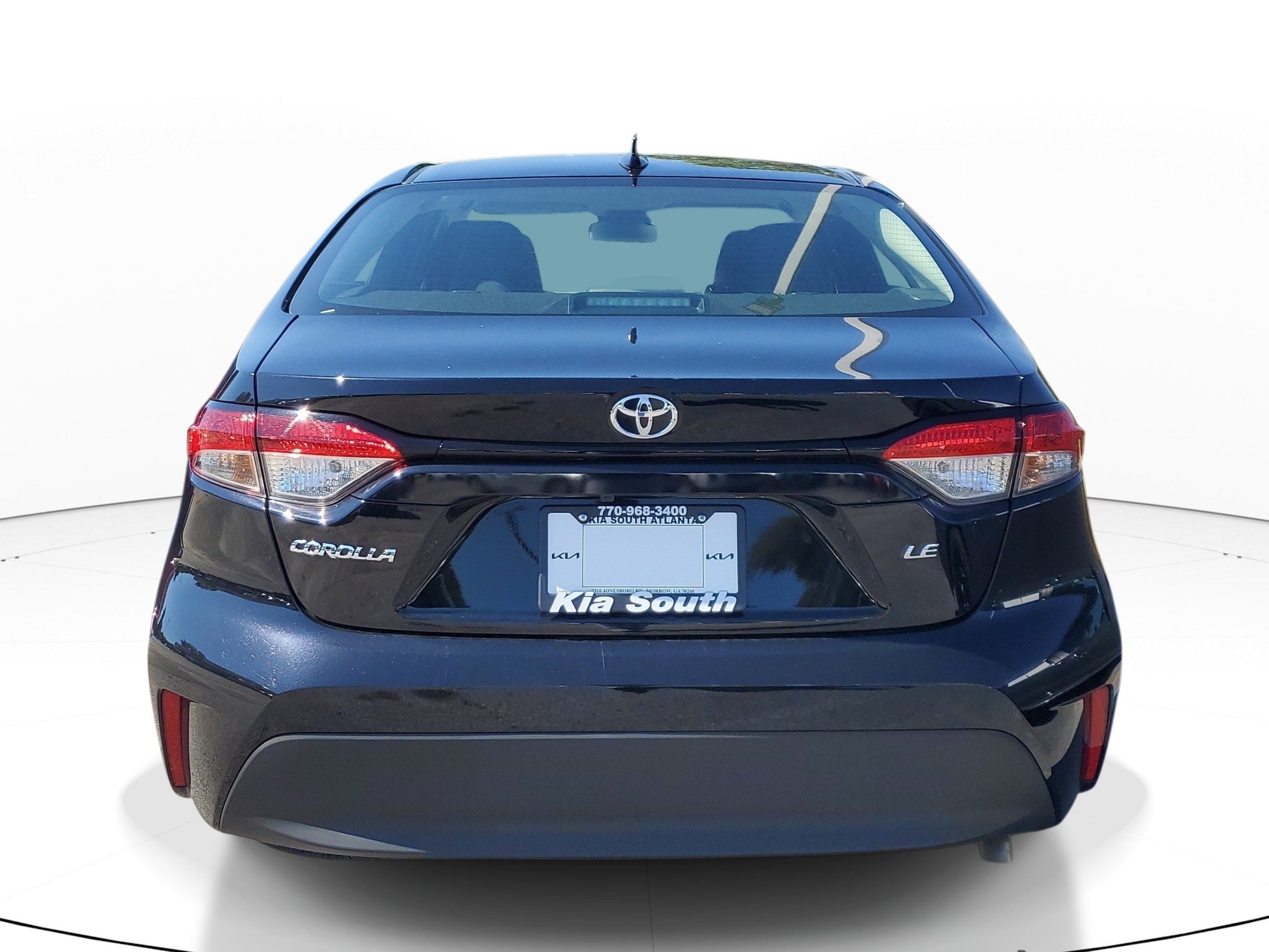 Used 2026 Toyota Corolla LE FWD image 5