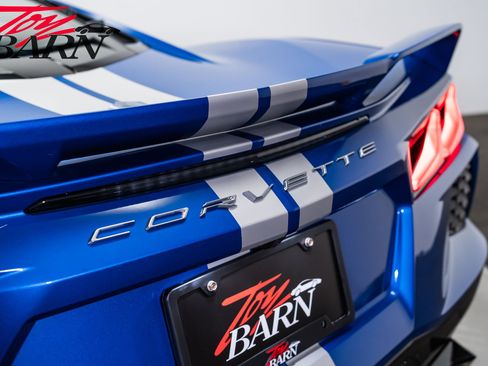Used 2021 Chevrolet Corvette Stingray Preferred Cpe w/ Z51 Performance Package RWD image 20