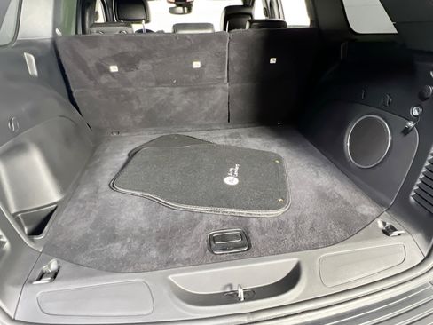 Used 2022 Jeep Grand Cherokee Laredo X image 21