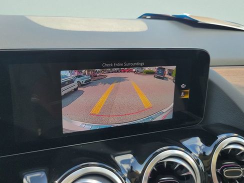 Used 2023 Mercedes-Benz GLA 250 image 17