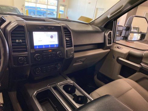 Used 2020 Ford F150 XLT w/ Equipment Group 302A Luxury image 12