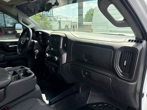 Used 2022 GMC Sierra 2500 Pro w/ Convenience Package RWD image 24