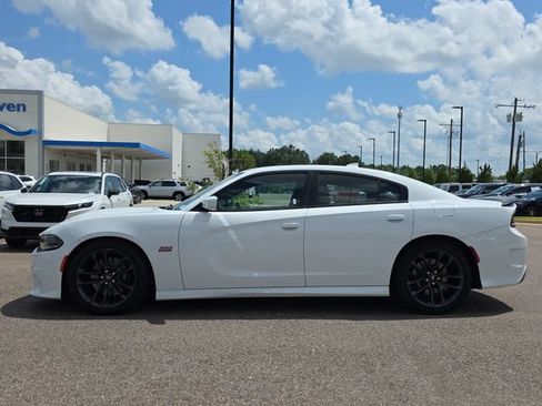 Used 2020 Dodge Charger Scat Pack w/ Plus Group RWD image 6