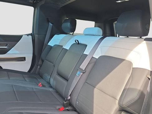 Used 2024 GMC Hummer EV 3X AWD/4WD image 12