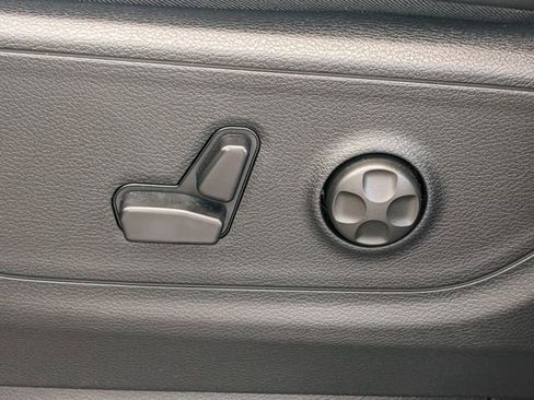 New 2025 RAM 1500 RHO w/ RHO Level 1 Equipment Group image 24