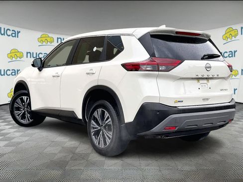 Used 2023 Nissan Rogue SV AWD/4WD image 4