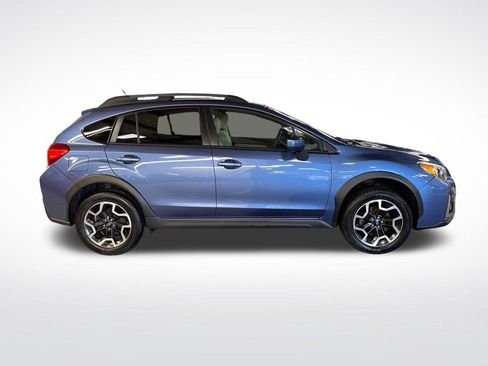 Used 2016 Subaru Crosstrek 2.0i Premium AWD/4WD image 7