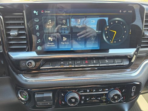 Used 2024 Chevrolet Silverado 1500 RST AWD/4WD image 18