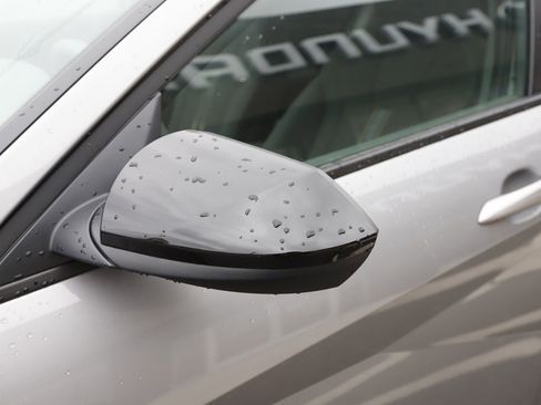 New 2026 Hyundai Elantra Sport image 12