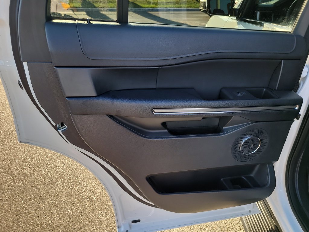 Used 2022 Ford Expedition XLT RWD image 11