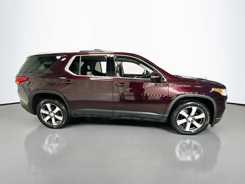 Used 2018 Chevrolet Traverse LT image 9