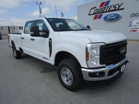 New 2025 Ford F250 XL w/ FX4 Off-Road Package image 7