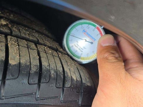 Used 2019 Mercedes-Benz C 300 Sedan w/ Premium Package image 21