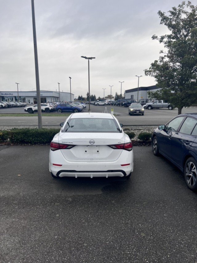 Used 2024 Nissan Sentra SV FWD image 3