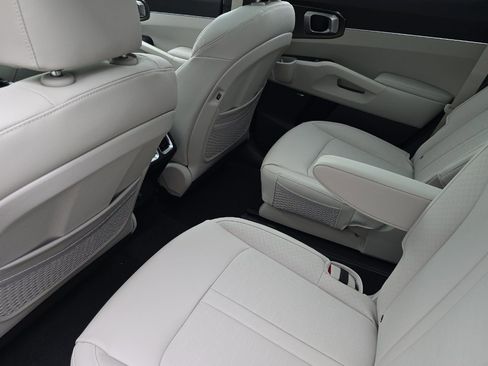 New 2026 Kia Sorento EX w/ EX Premium Package image 10