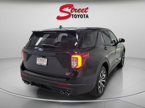 Used 2021 Ford Explorer ST w/ Equipment Group 401A image 4